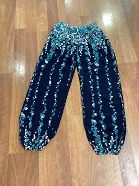 Urban Coco Hippie Pants w pockets fit Large 37/38 hip